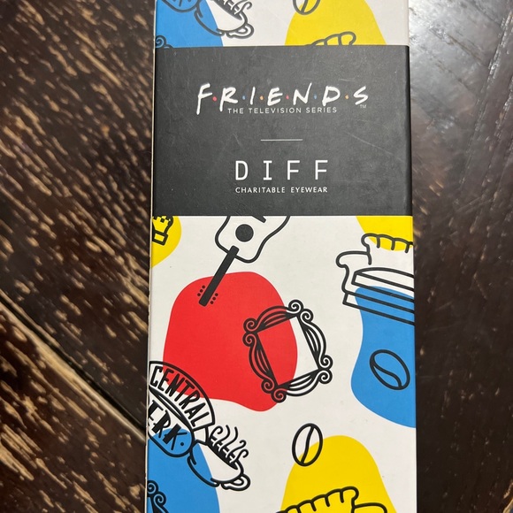 Diff eyewear X Friends Ross glasses - Picture 3 of 8